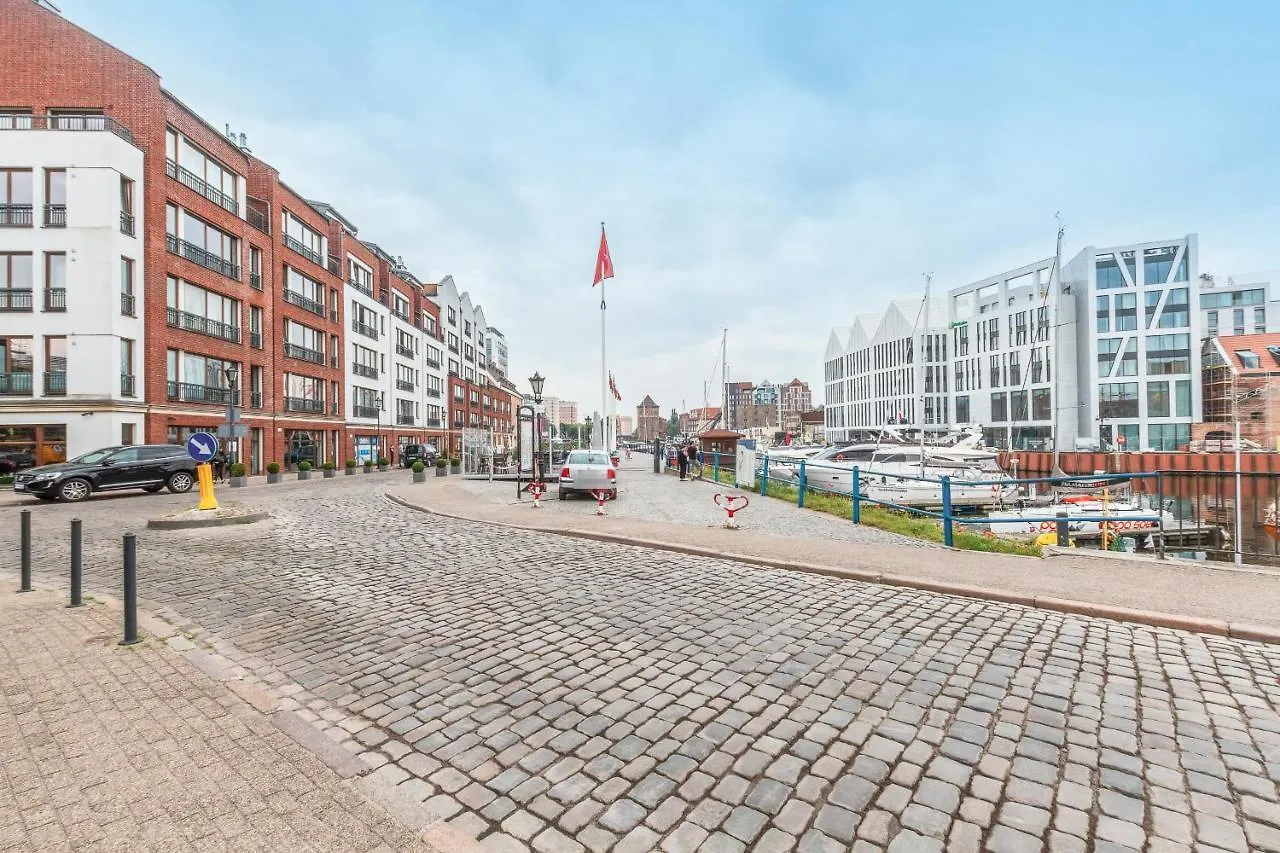 Szafarnia Marina & City Center By Downtown Apartments Gdansk Poland