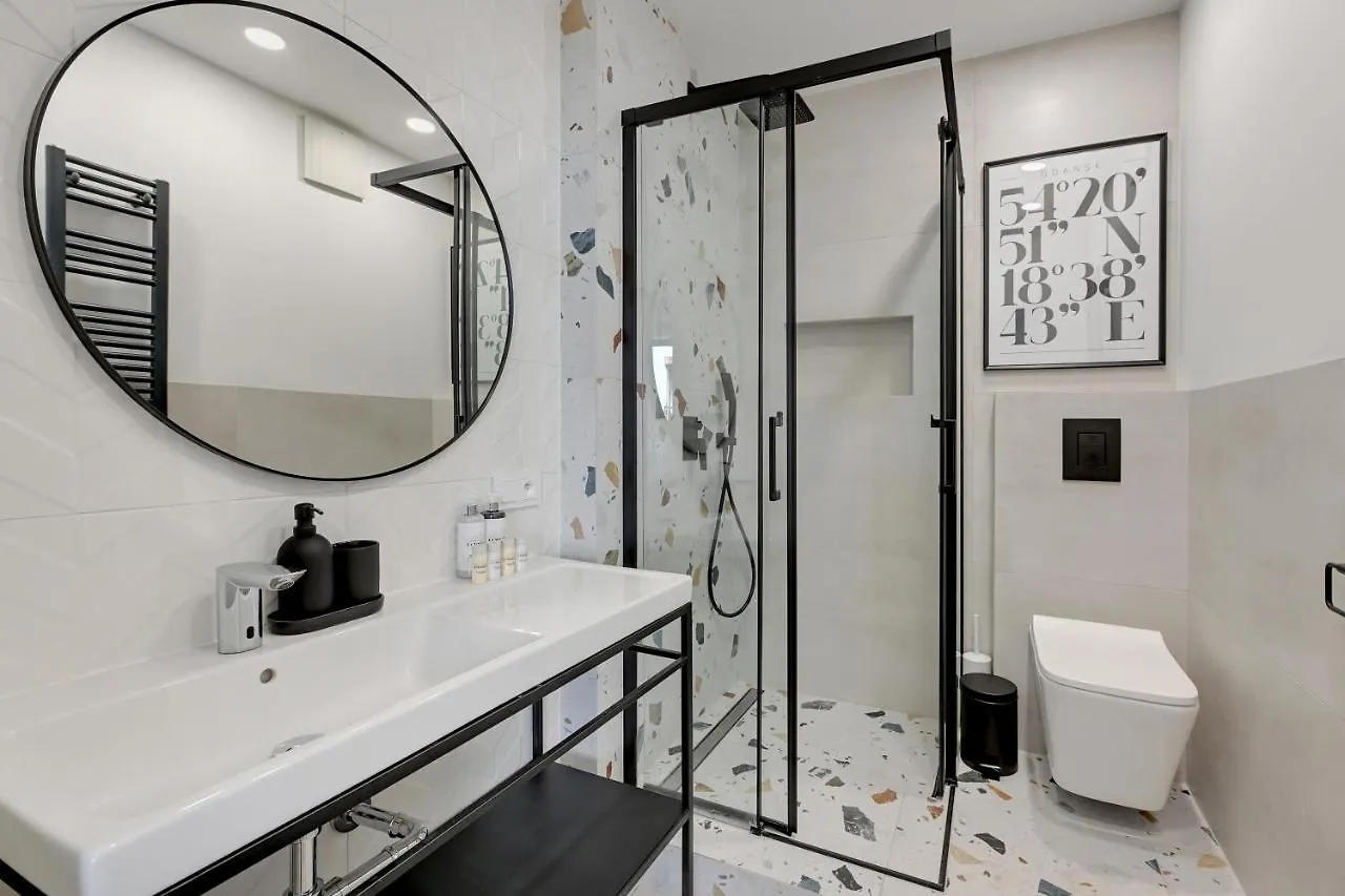 Szafarnia Marina & City Center By Downtown Apartments Gdansk 0*,  Poland